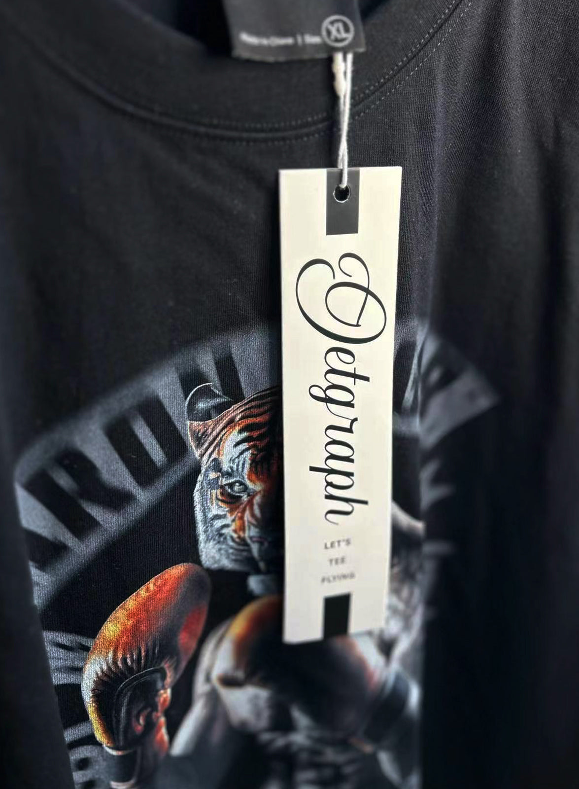 JG002404-Boxing Tiger Tee